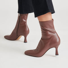GLAMOR BOOTS CHOCOLATE STELLA | Dolce Vita Women