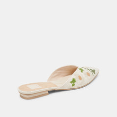 ELM FLATS WHITE FLORAL RAFFIA | Dolce Vita Women