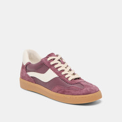 NOTICE SNEAKERS CRANBERRY SUEDE | Dolce Vita Women