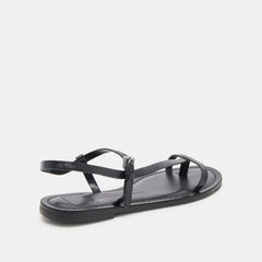 WANDRE SANDALS NOIR EMBOSSED LEATHER | Dolce Vita Women