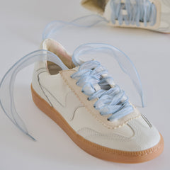 CURLY ORGANZA LACE LIGHT BLUE | Dolce Vita Women