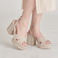 LAISHA HEELS ALMOND FLORAL EYELET | Women Dolce Vita
