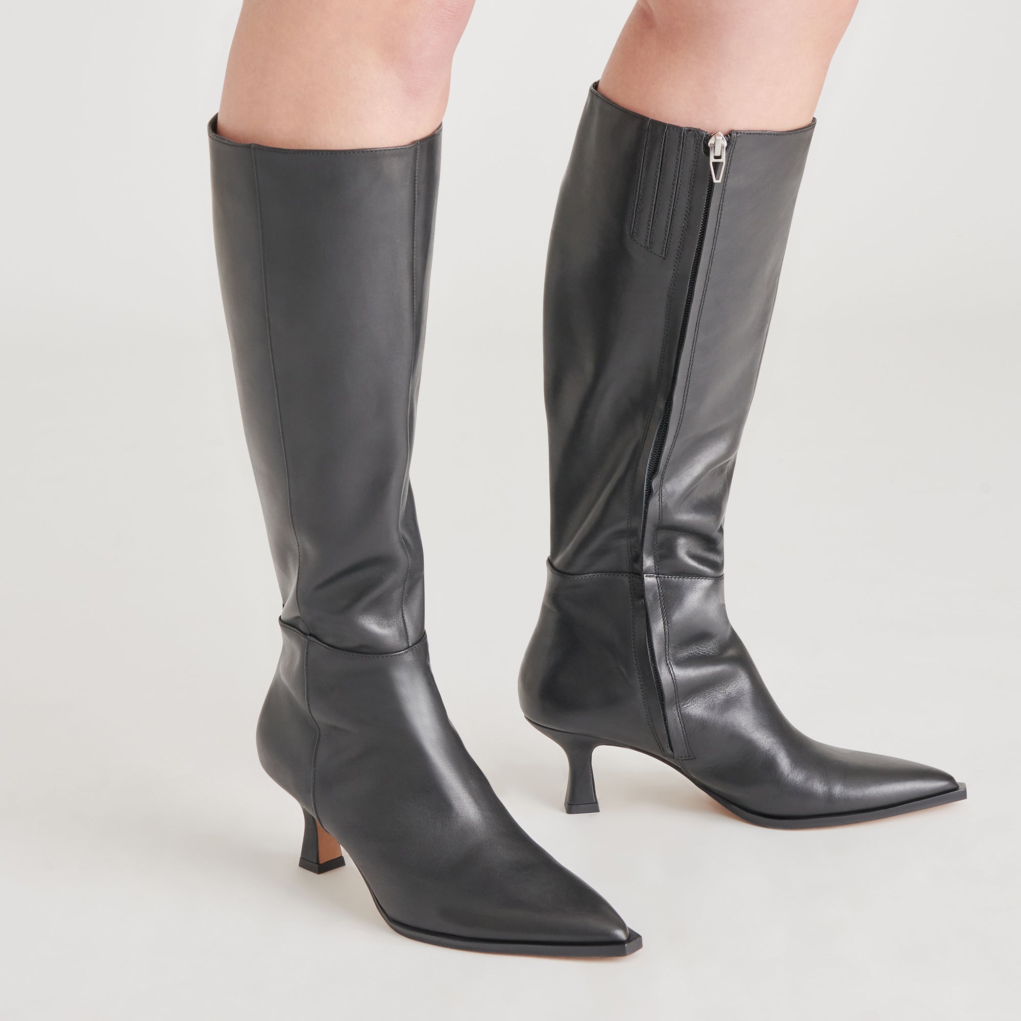Auggie Black Leather Boots | Women Dolce Vita