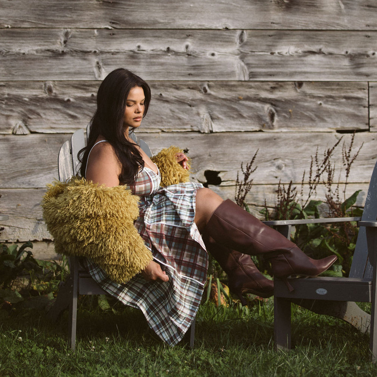GYRA WIDE CALF BOOTS CHOCOLATE LEATHER | Dolce Vita Women