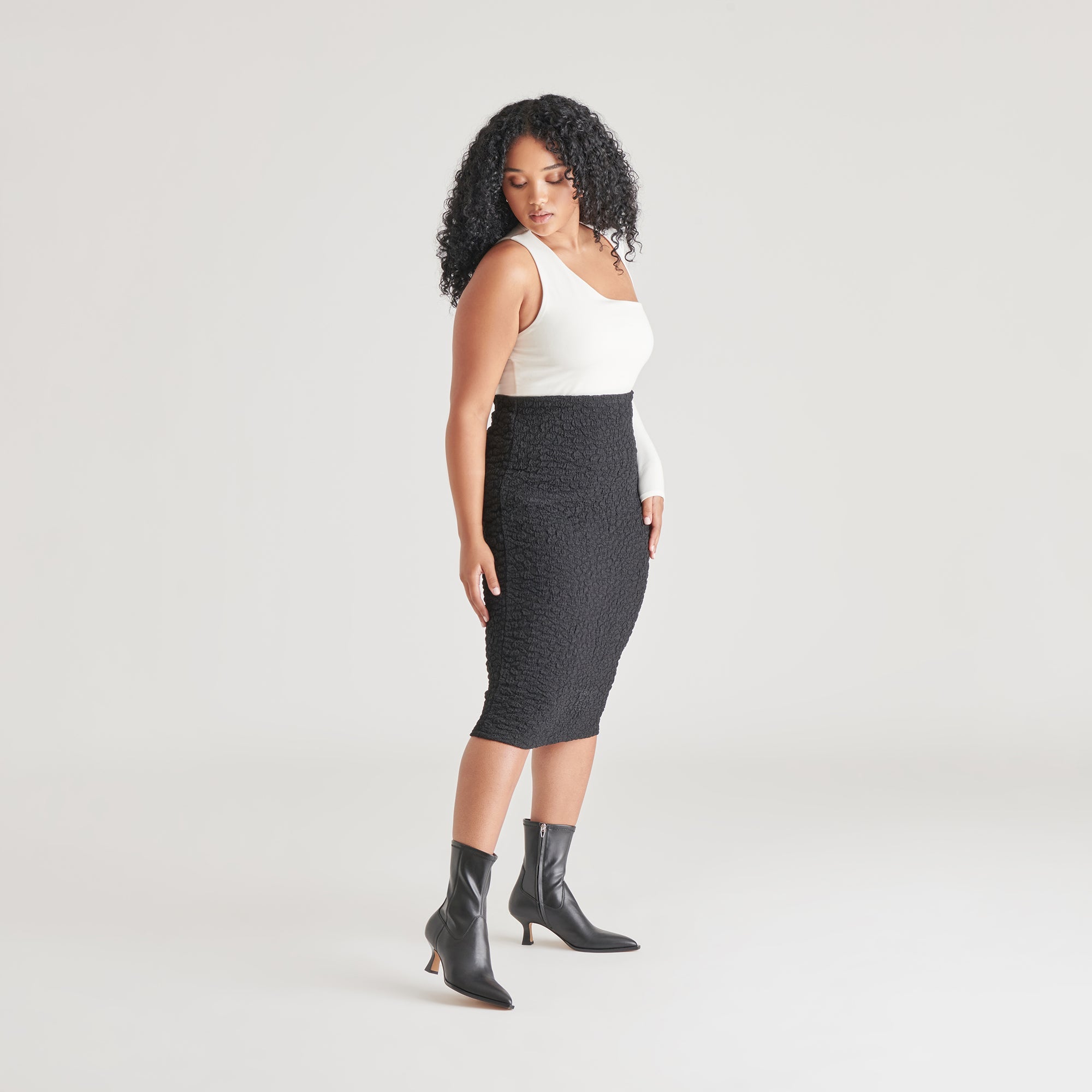 ARYA WIDE CALF BOOTS BLACK LEATHER | Women Dolce Vita