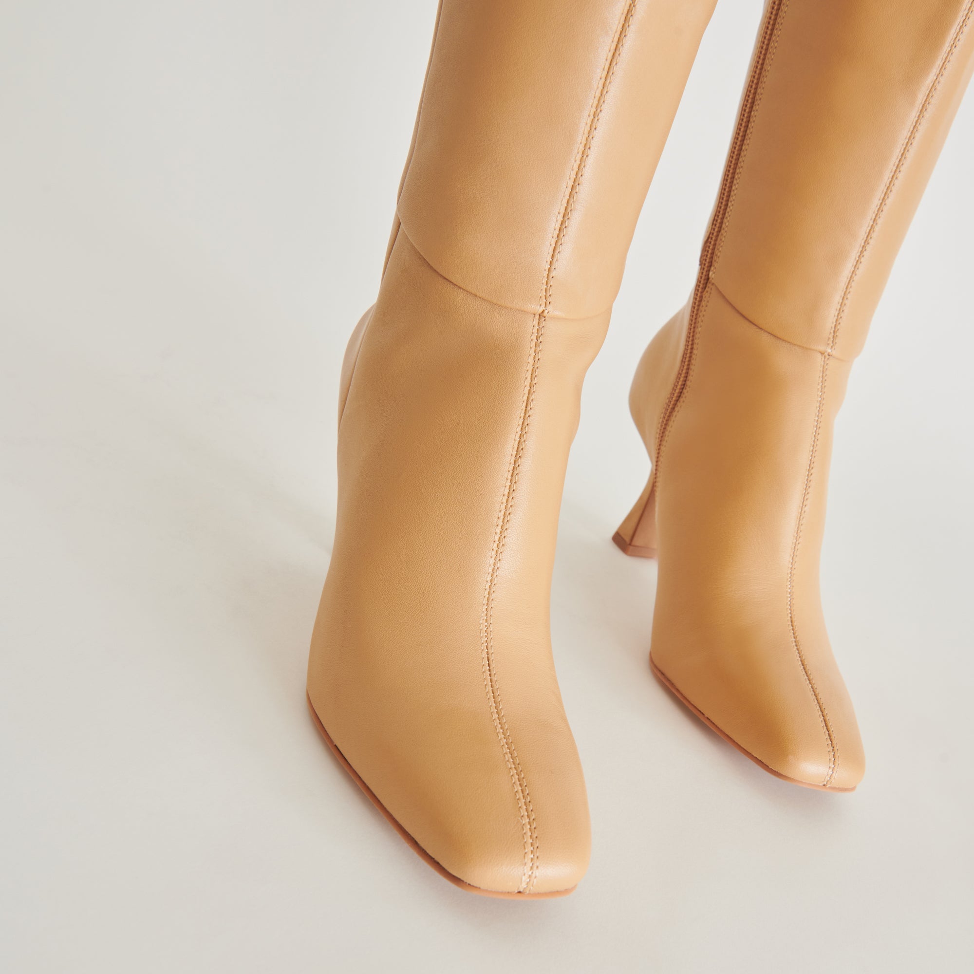 GYRA BOOTS TAN LEATHER | Women Dolce Vita