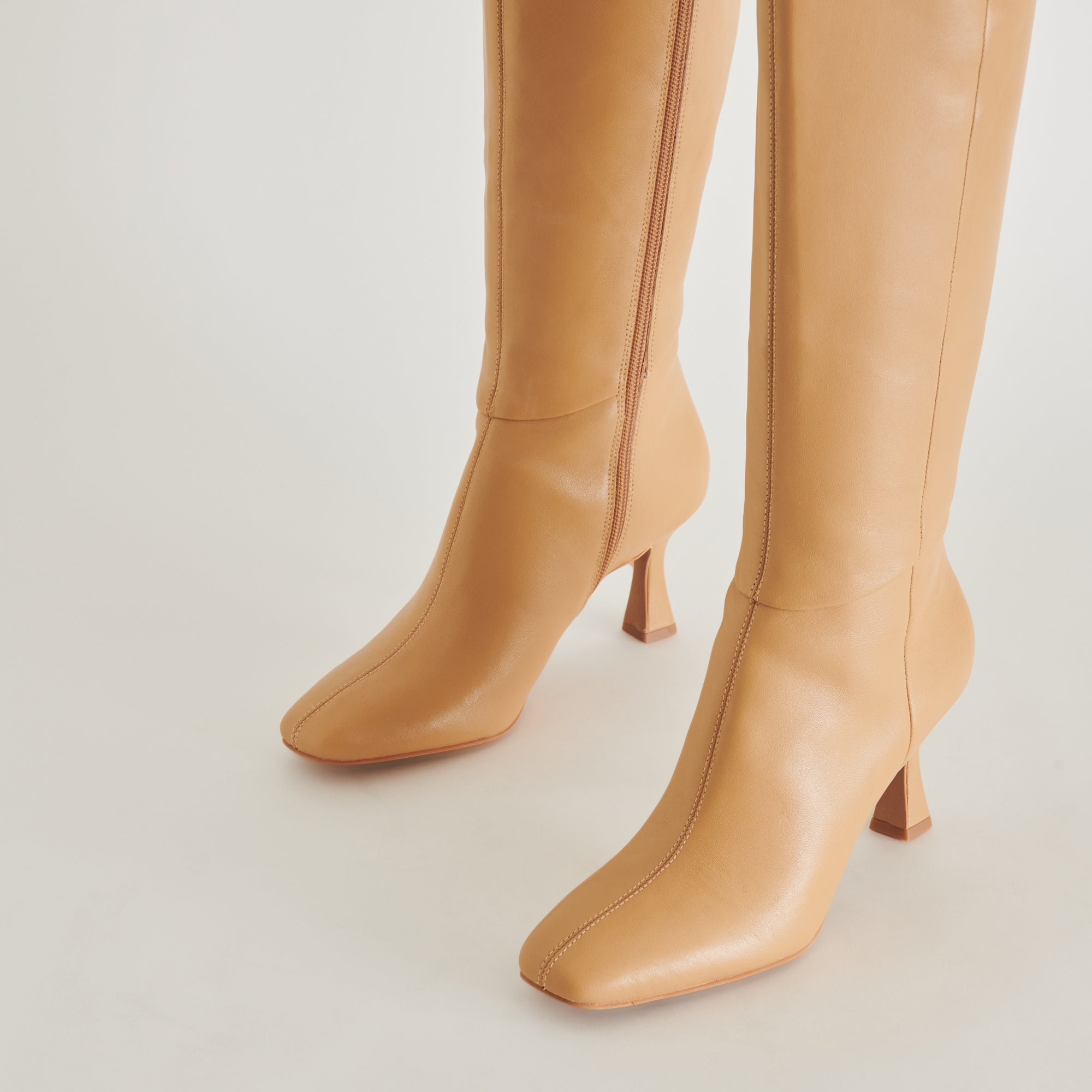 GYRA BOOTS TAN LEATHER | Women Dolce Vita