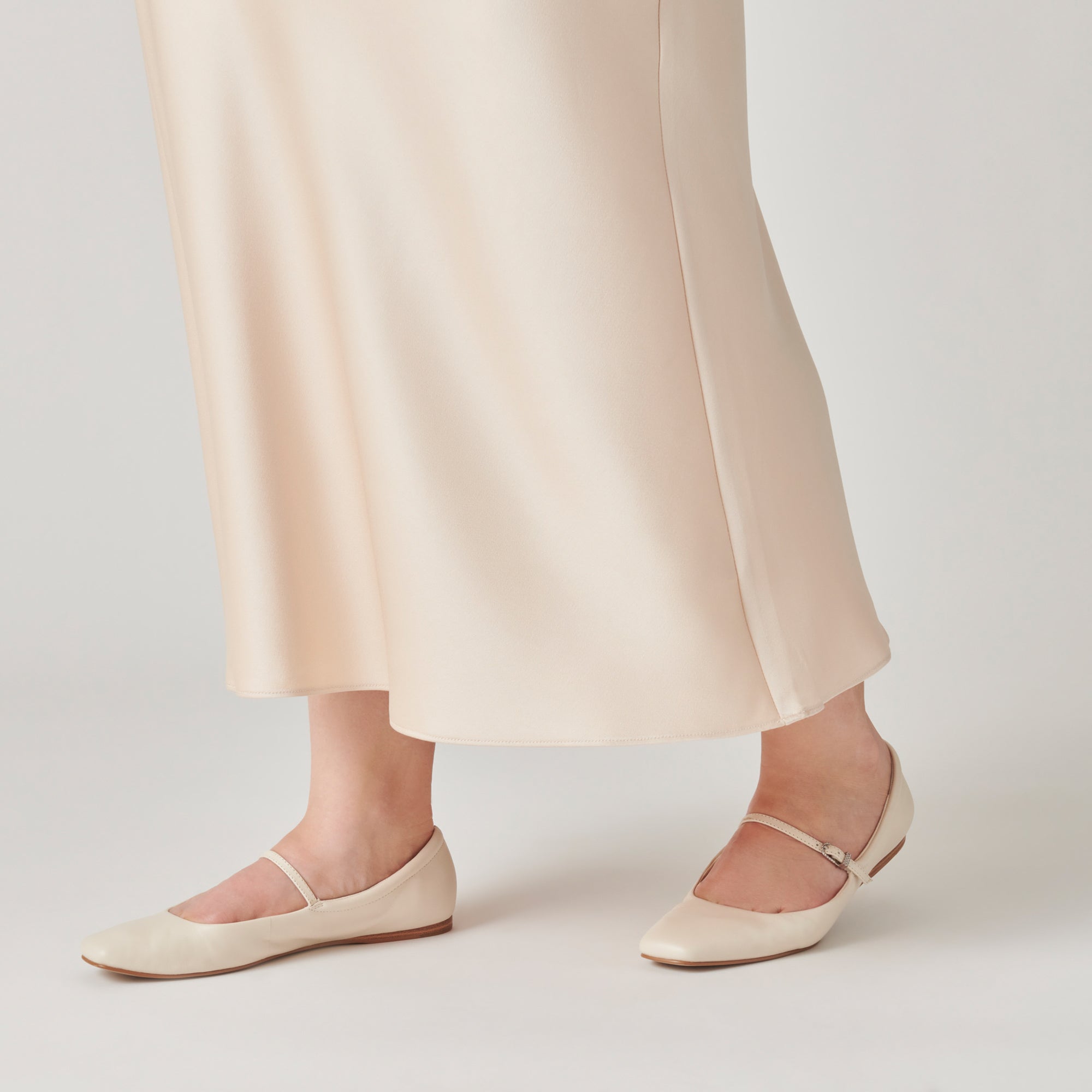 Reyes Ivory Leather Ballet Flats | Dolce Vita Women
