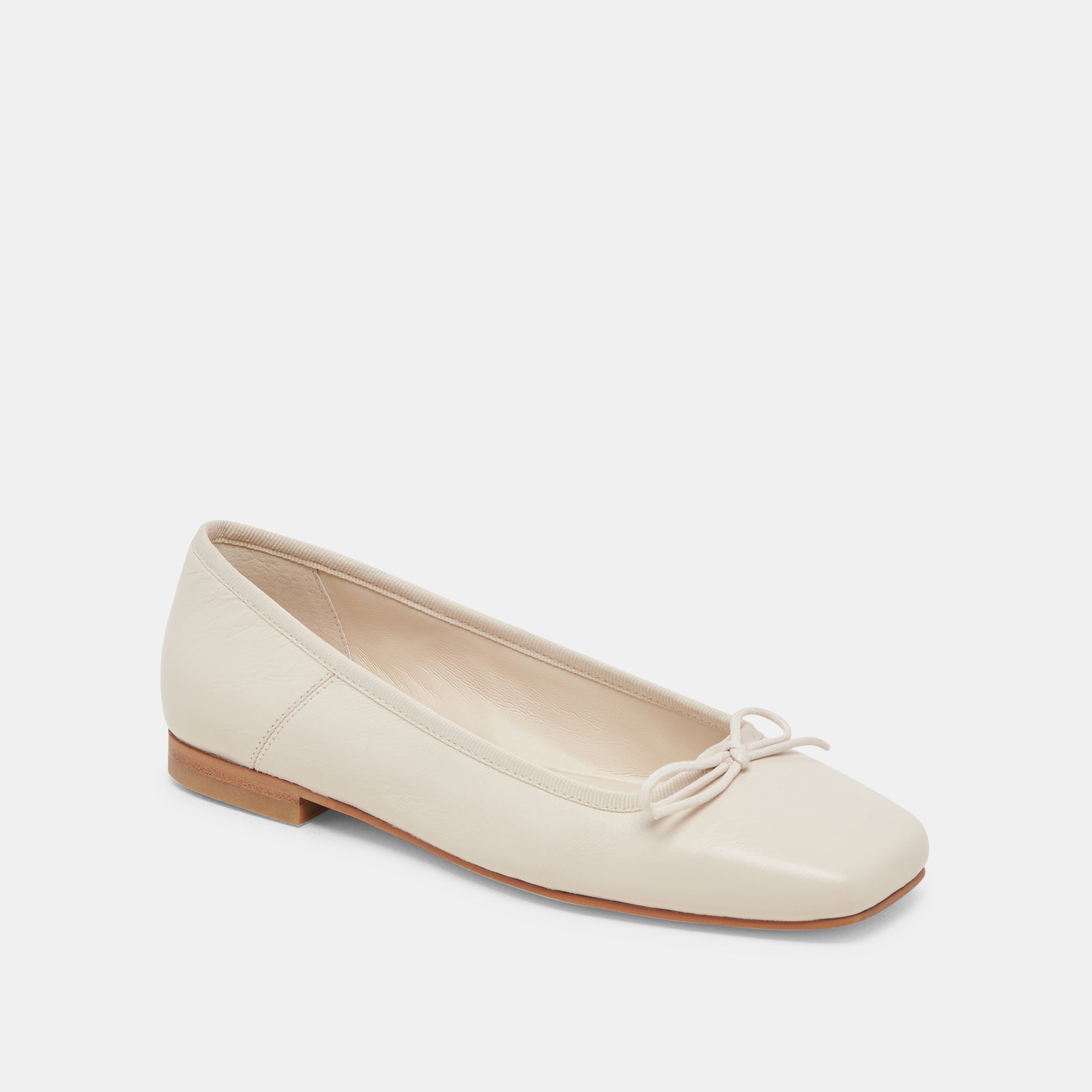 Anisa Ballet Flats CREME CRINKLE PATENT | Women Dolce Vita