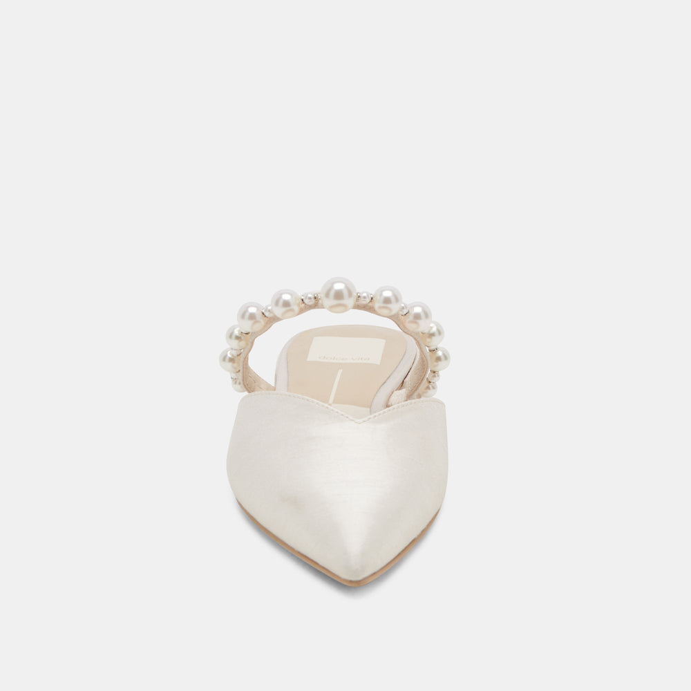 KANIKA PEARL FLATS VANILLA PEARLS | Women Dolce Vita