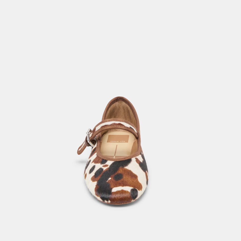 Roslyn Cocoa Taurus Calf Hair | Dolce Vita Women