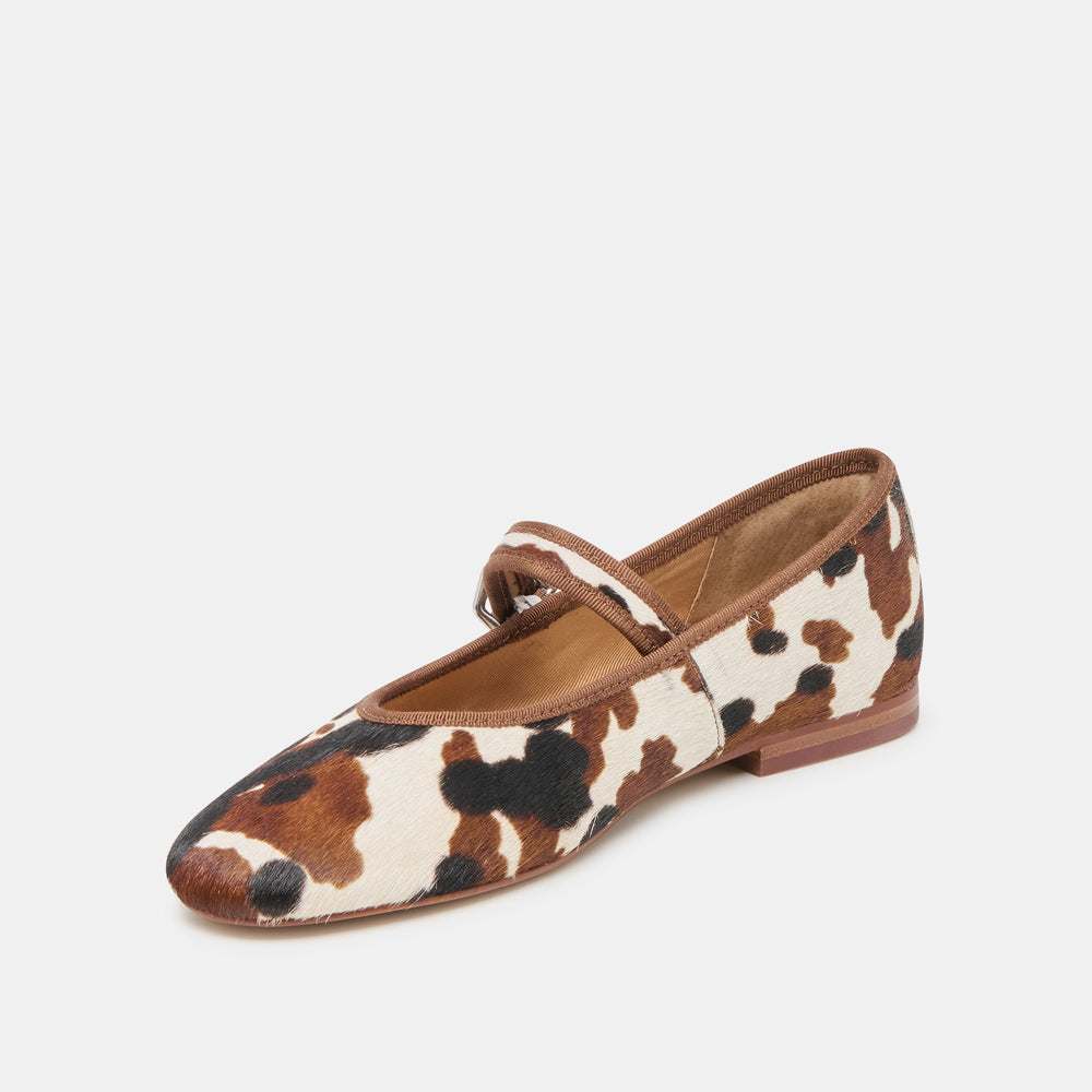 Roslyn Cocoa Taurus Calf Hair | Dolce Vita Women