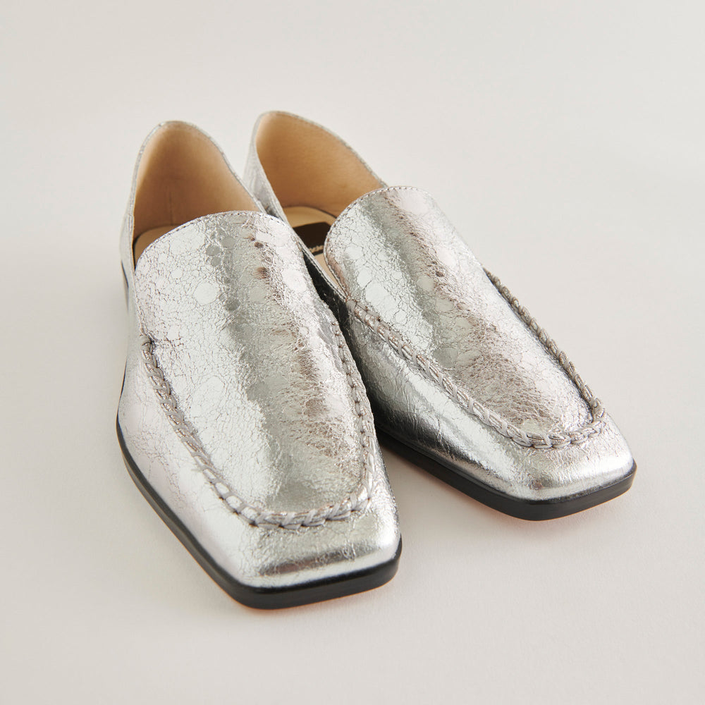 Beny Flats Silver Distressed Leather | Women Dolce Vita