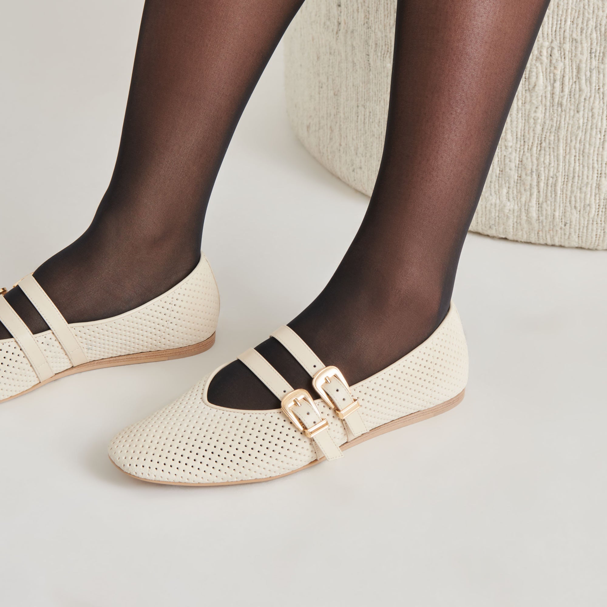 BAYLEE BALLET FLATS BONE PERFORATED SUEDE | Women Dolce Vita