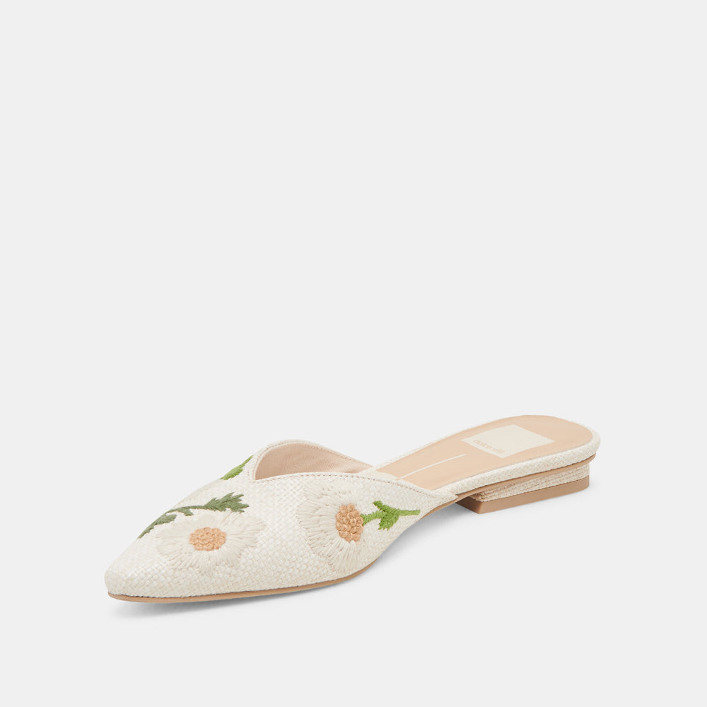 ELM FLATS WHITE FLORAL RAFFIA | Dolce Vita Women
