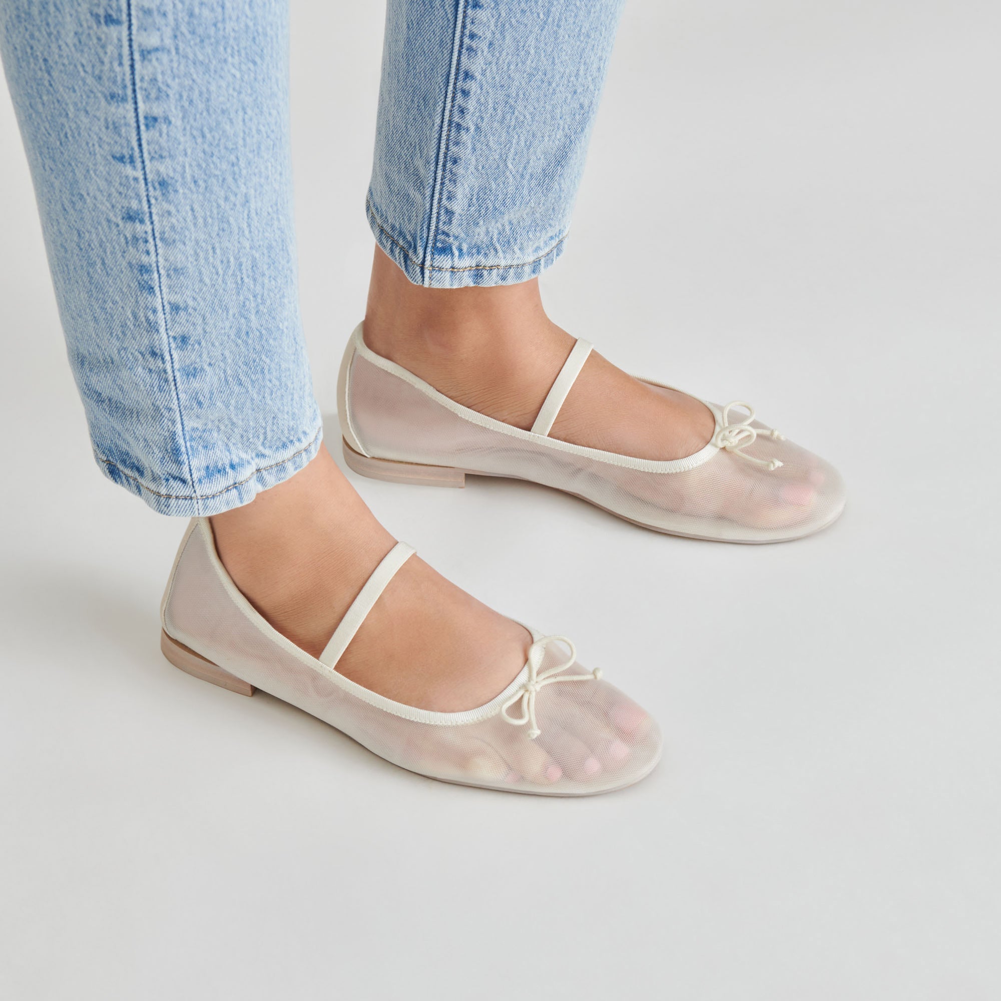 CADEL BALLET FLATS IVORY MESH | Women Dolce Vita