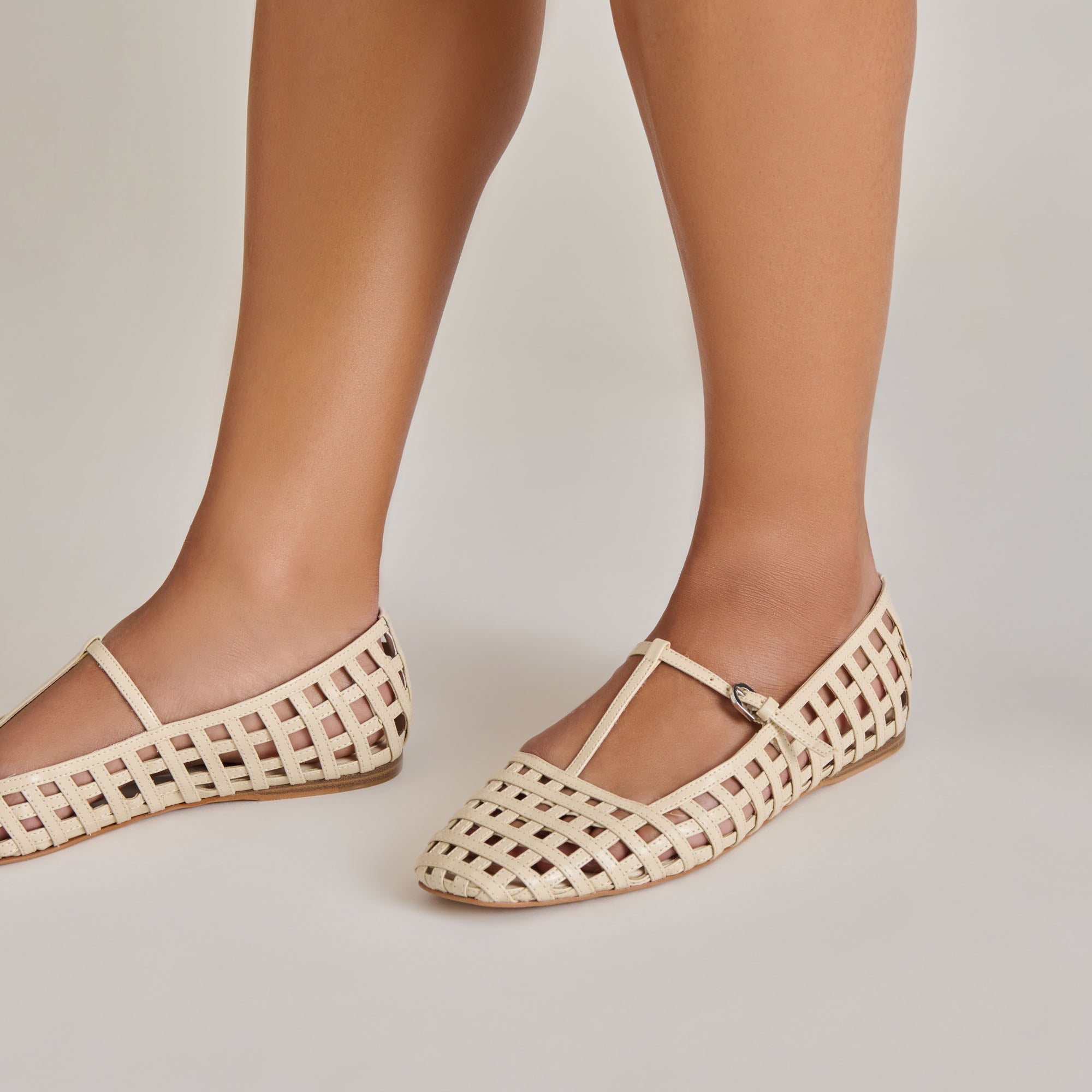 RAINS BALLET FLATS IVORY STELLA | Dolce Vita Women
