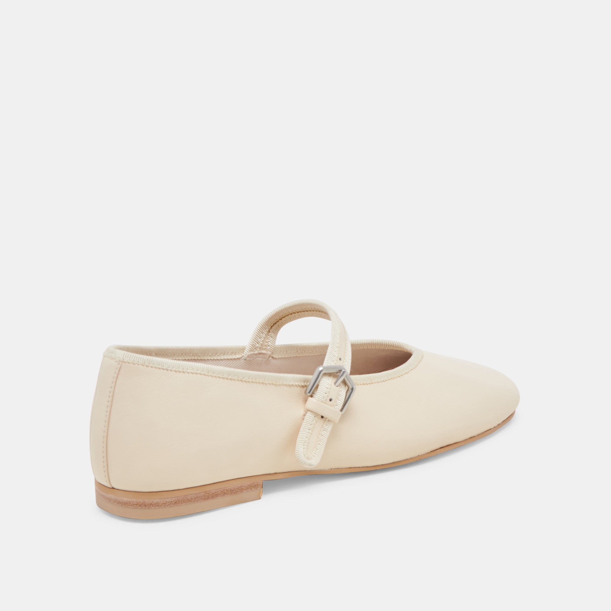 ROSLYN BALLET FLATS CREME LEATHER | Dolce Vita Women