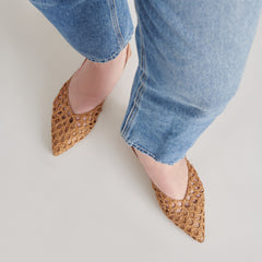 CYNDI FLATS NATURAL WOVEN | Dolce Vita Women