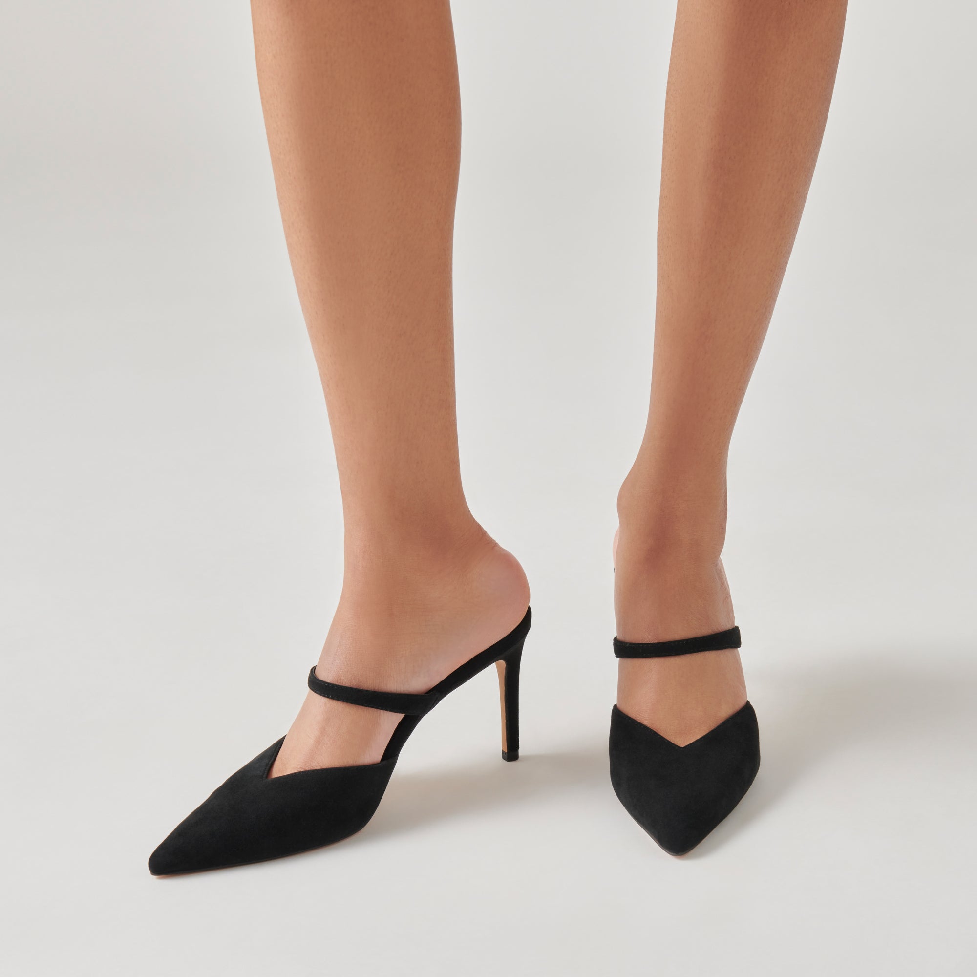 KANIKA HEELS ONYX SUEDE | Dolce Vita Women