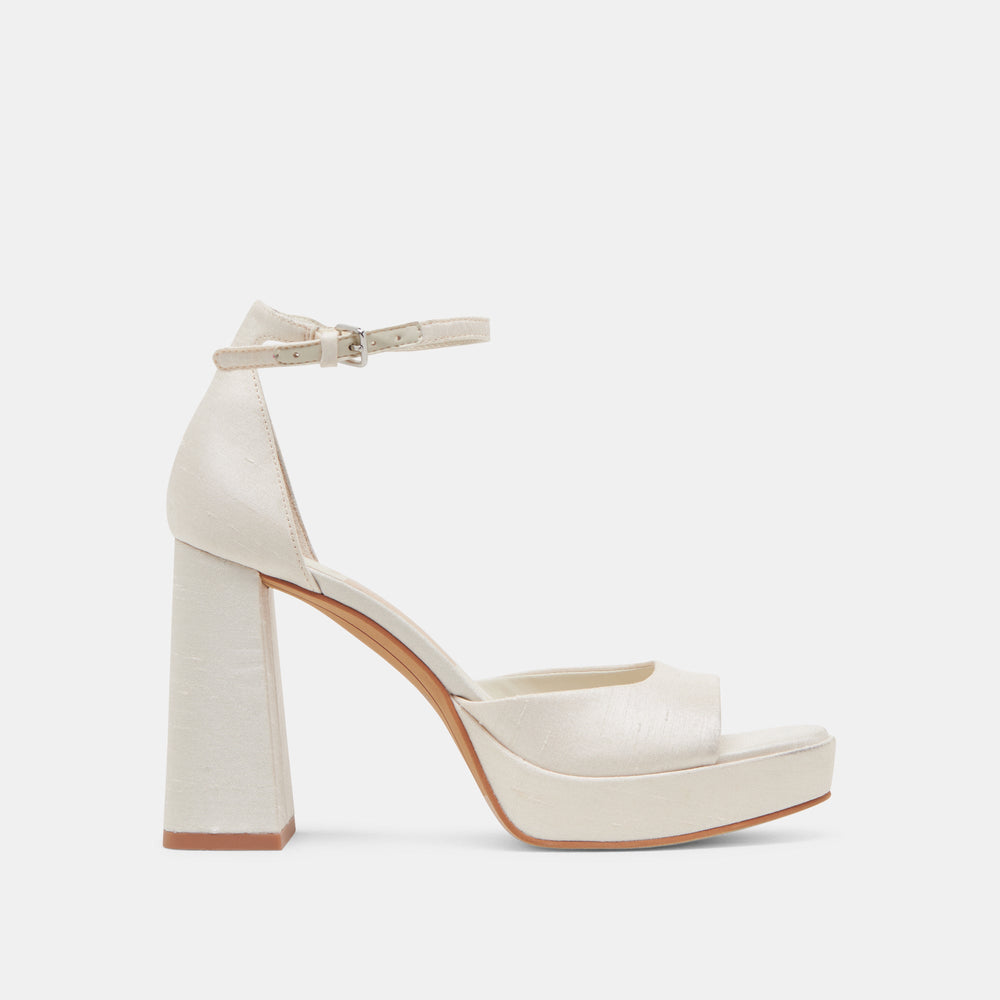 PANDRO WIDE HEELS WHITE SATIN | Dolce Vita Women