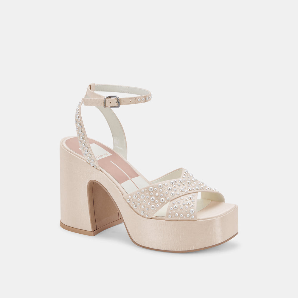WESSI PEARL HEELS VANILLA PEARLS | Dolce Vita Women