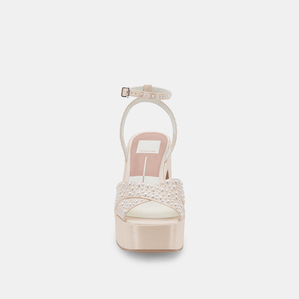 WESSI PEARL HEELS VANILLA PEARLS | Dolce Vita Women