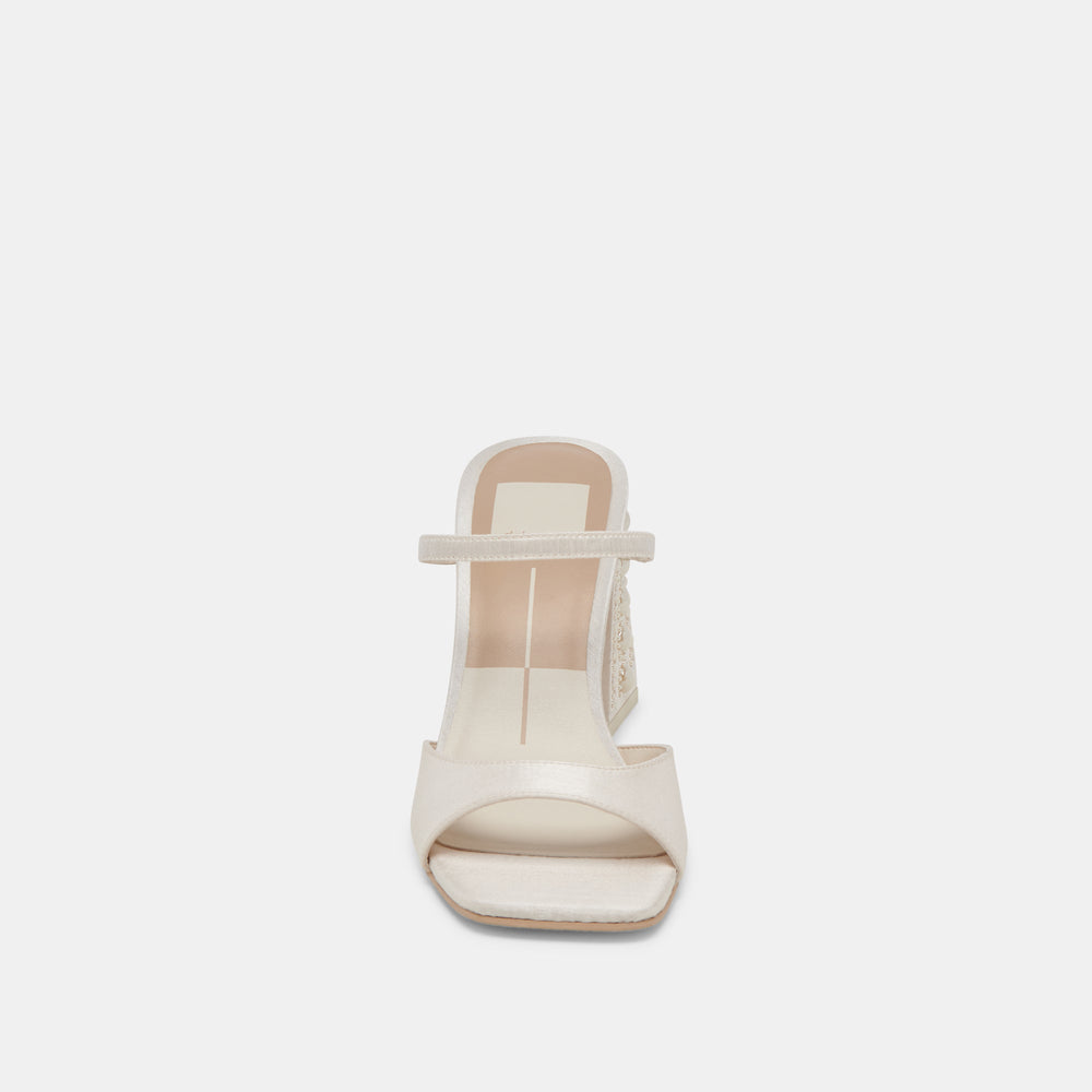 JEMMY PEARL HEELS VANILLA SILK | Women Dolce Vita