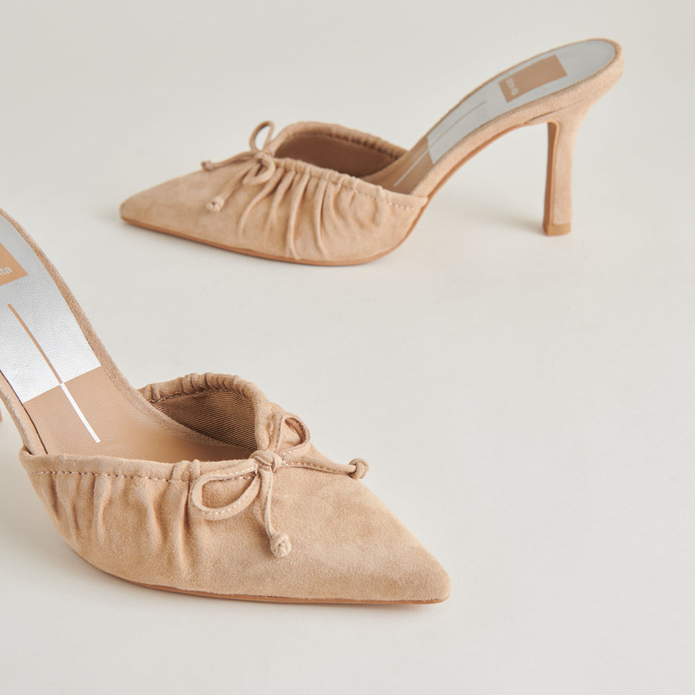 KAIRI HEELS CAMEL SUEDE | Women Dolce Vita