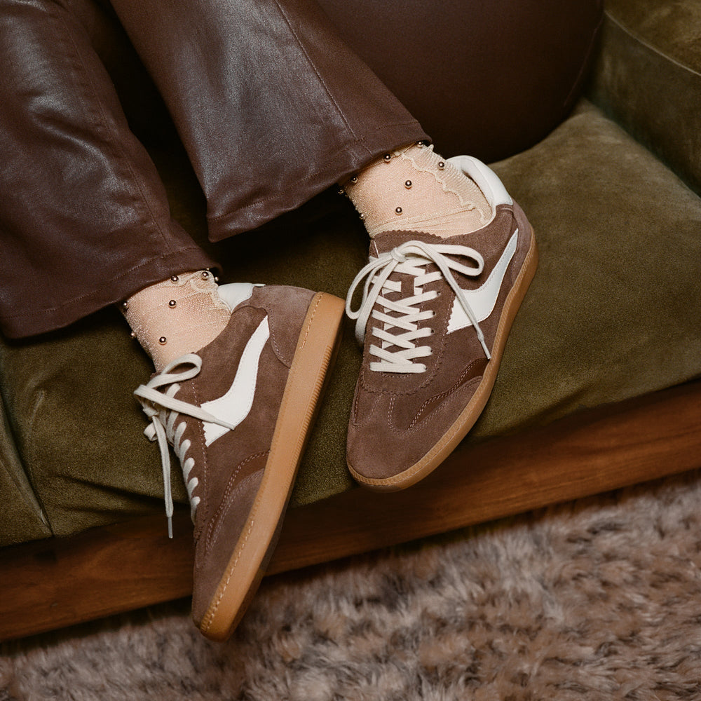 NOTICE SNEAKERS DK BROWN SUEDE | Women Dolce Vita