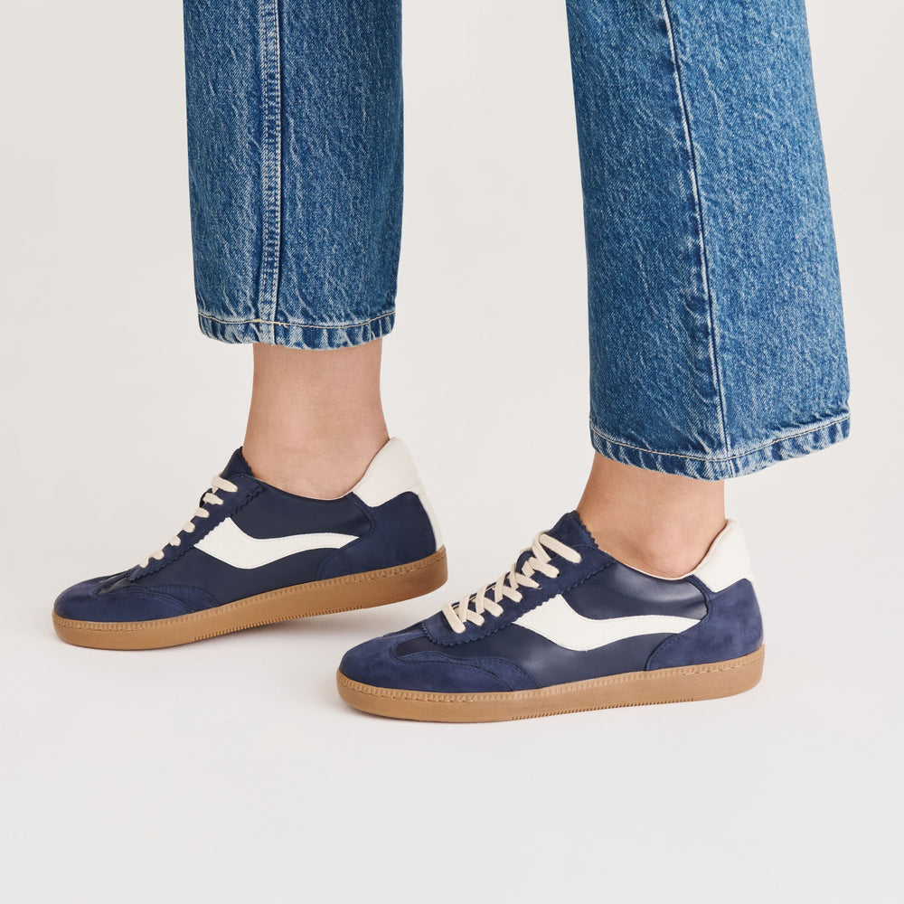 NOTICE SNEAKERS NAVY SUEDE | Dolce Vita Women