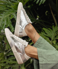 Zina Sneakers Chrome Distressed Leather | Dolce Vita Women