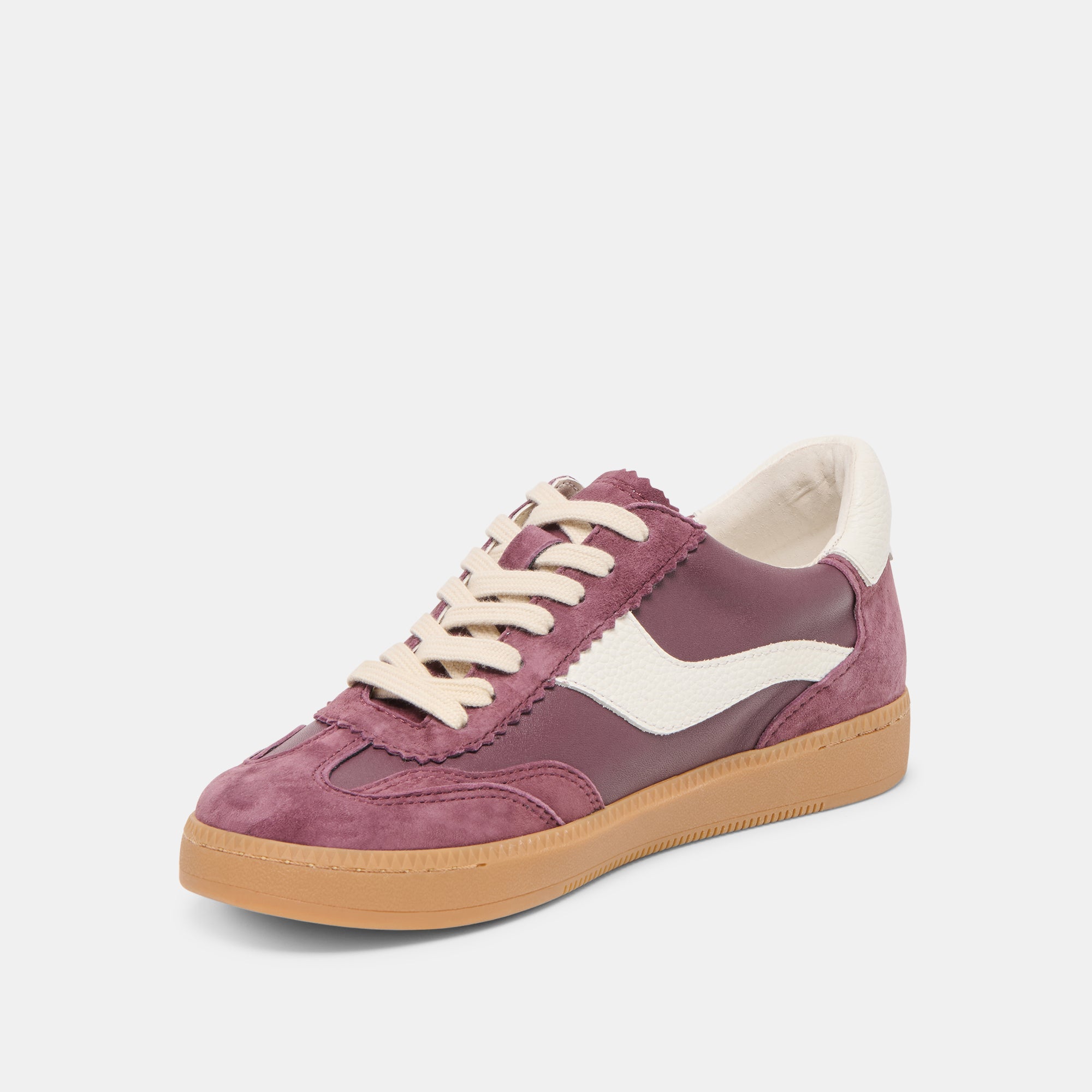 NOTICE SNEAKERS CRANBERRY SUEDE | Dolce Vita Women