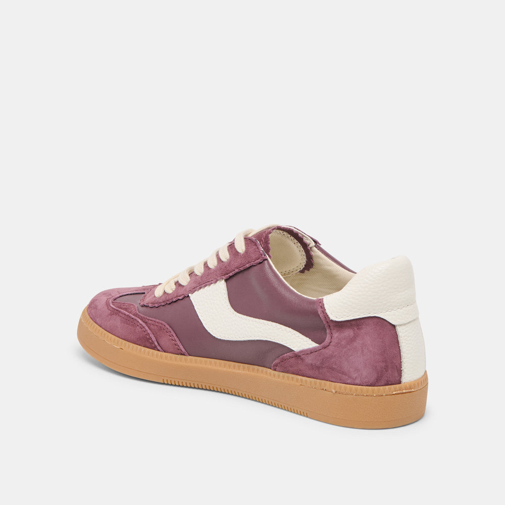 NOTICE SNEAKERS CRANBERRY SUEDE | Dolce Vita Women