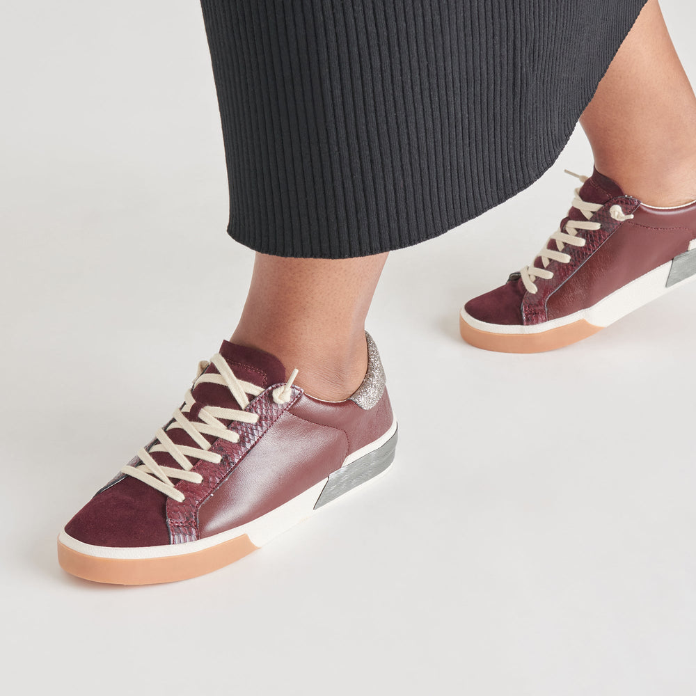 ZINA SNEAKERS BURGUNDY CRINKLE PATENT | Women Dolce Vita