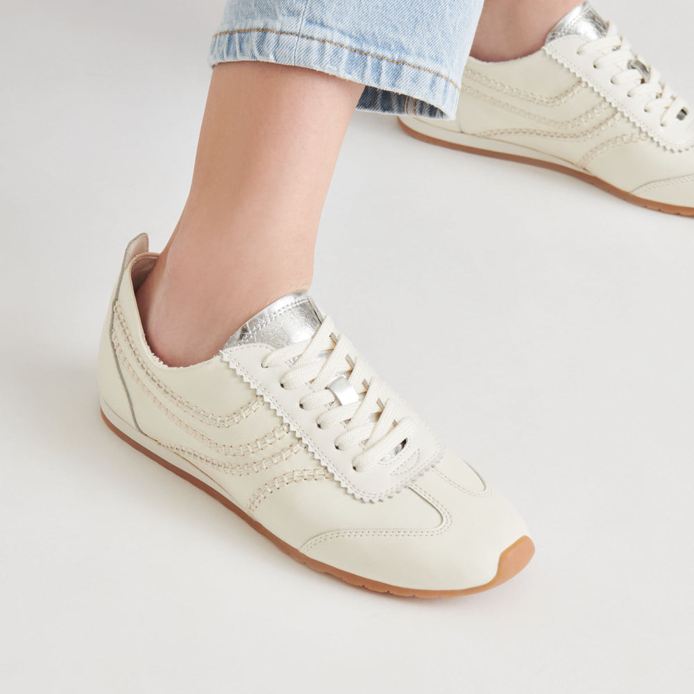 DELANY SNEAKERS OFF WHITE LEATHER | Dolce Vita Women