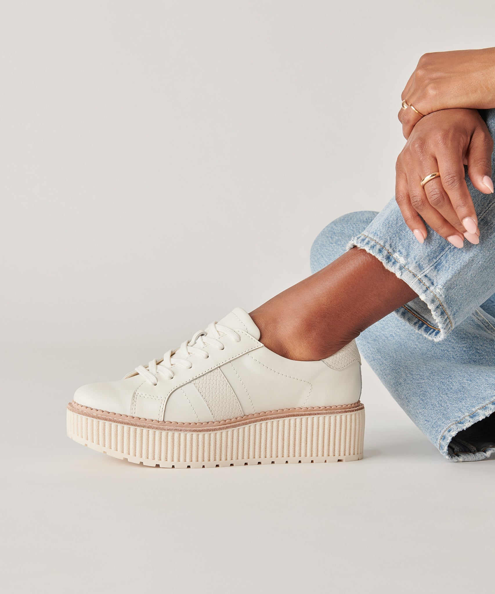 TIGER SNEAKERS WHITE LEATHER | Women Dolce Vita