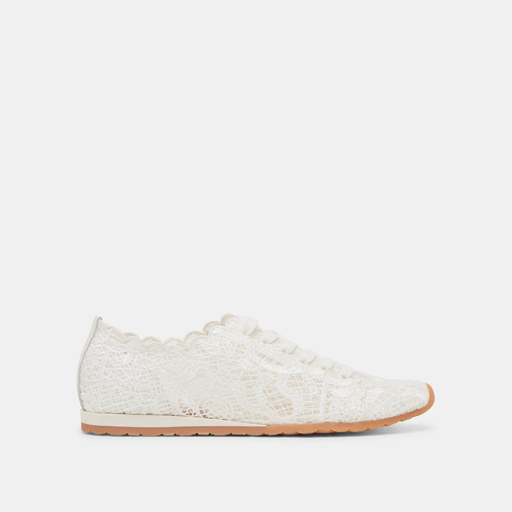 DAYANA SNEAKERS TRUE WHITE LACE | Dolce Vita Women