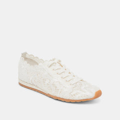 DAYANA SNEAKERS TRUE WHITE LACE | Dolce Vita Women