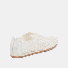 DAYANA SNEAKERS TRUE WHITE LACE | Dolce Vita Women