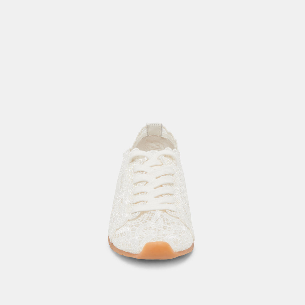 DAYANA SNEAKERS TRUE WHITE LACE | Dolce Vita Women