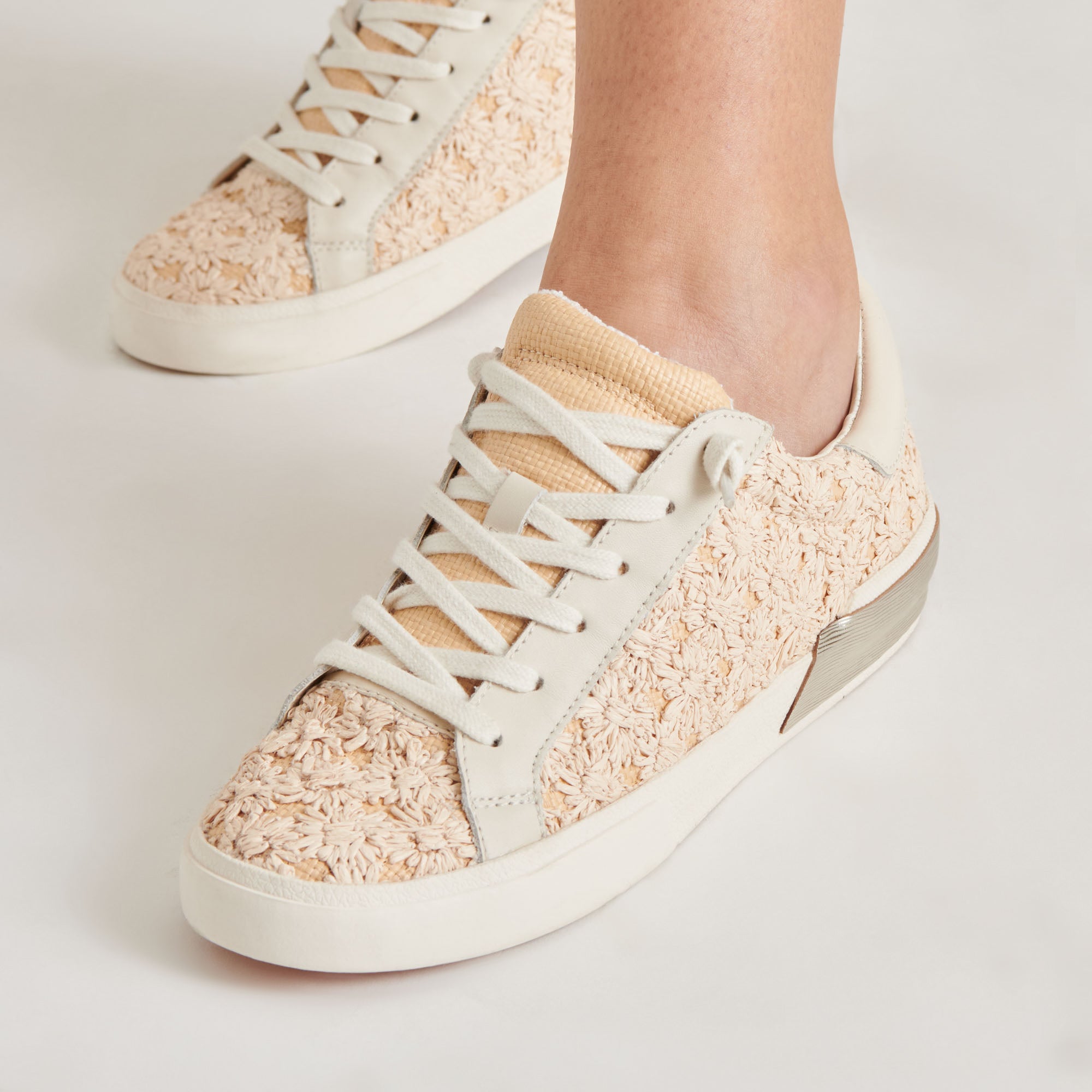 ZINA FLORAL SNEAKERS CREME FLORAL RAFFIA | Dolce Vita Women