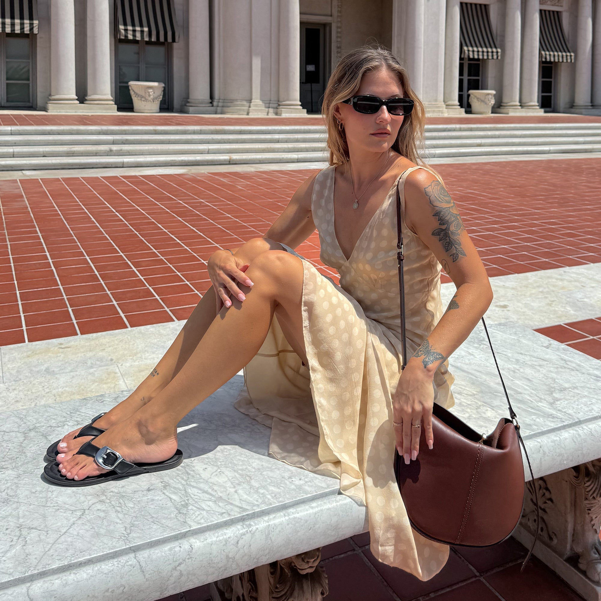 Rossa Black Leather Sandals | Women Dolce Vita