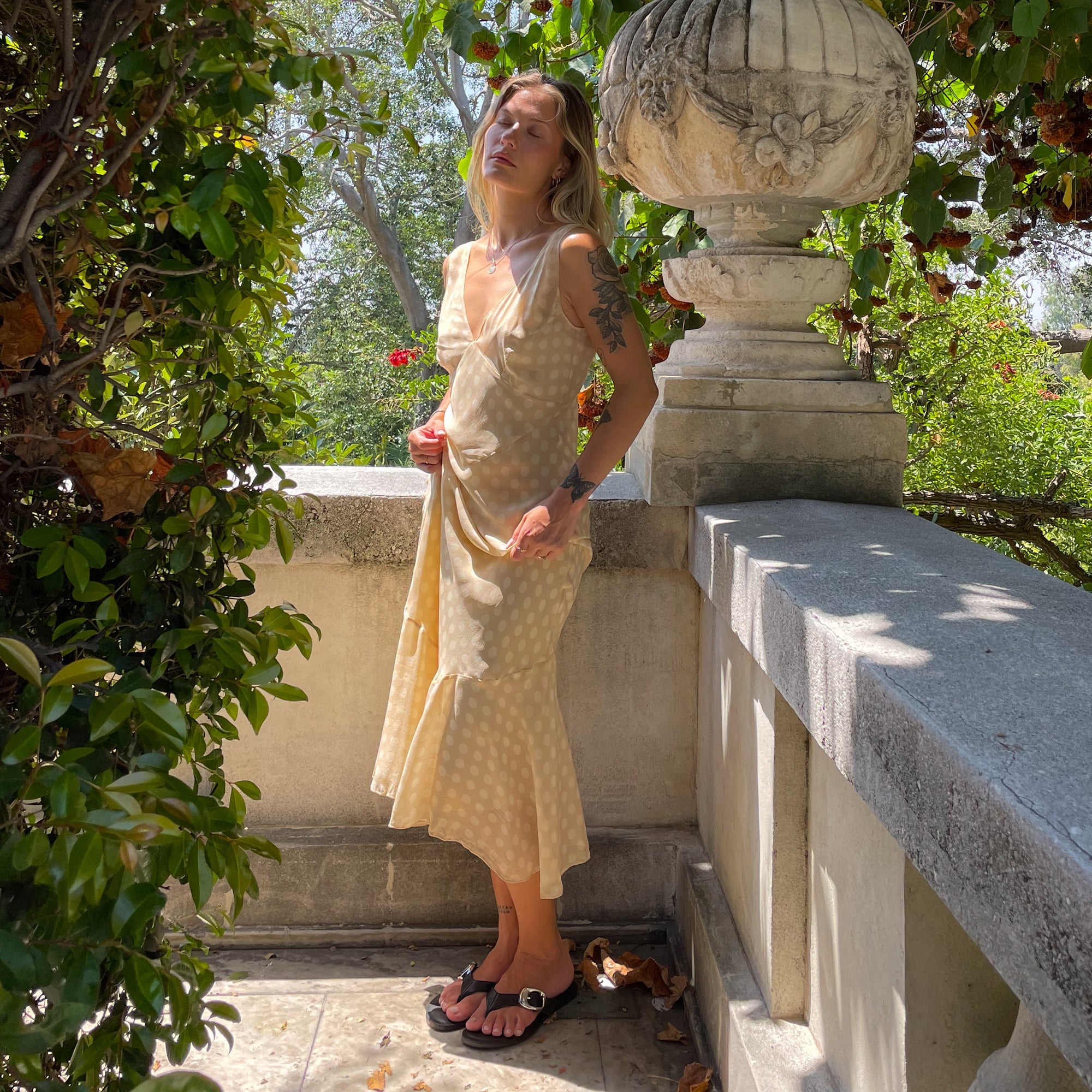 Rossa Black Leather Sandals | Women Dolce Vita
