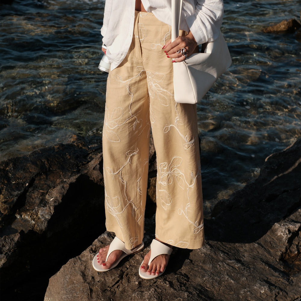KITTLE SANDALS OFF WHITE LEATHER | Dolce Vita Women