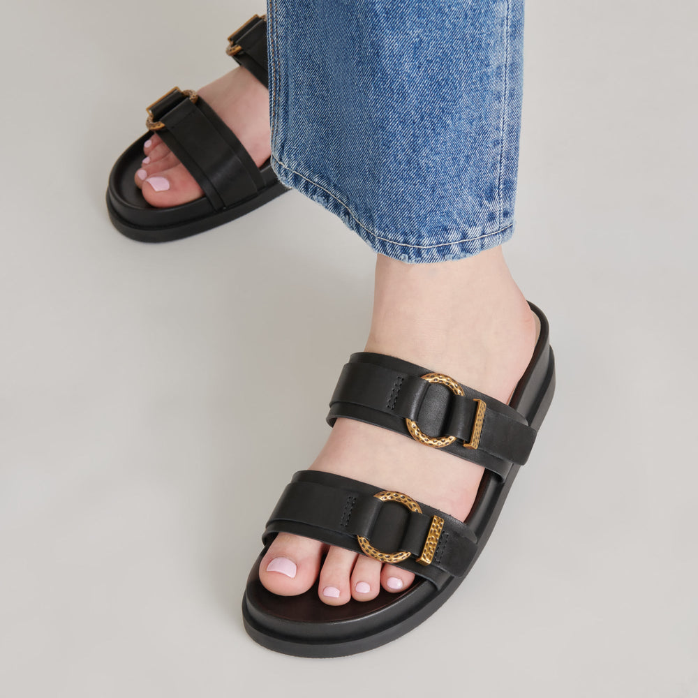 SOYA SANDALS BLACK STELLA | Women Dolce Vita