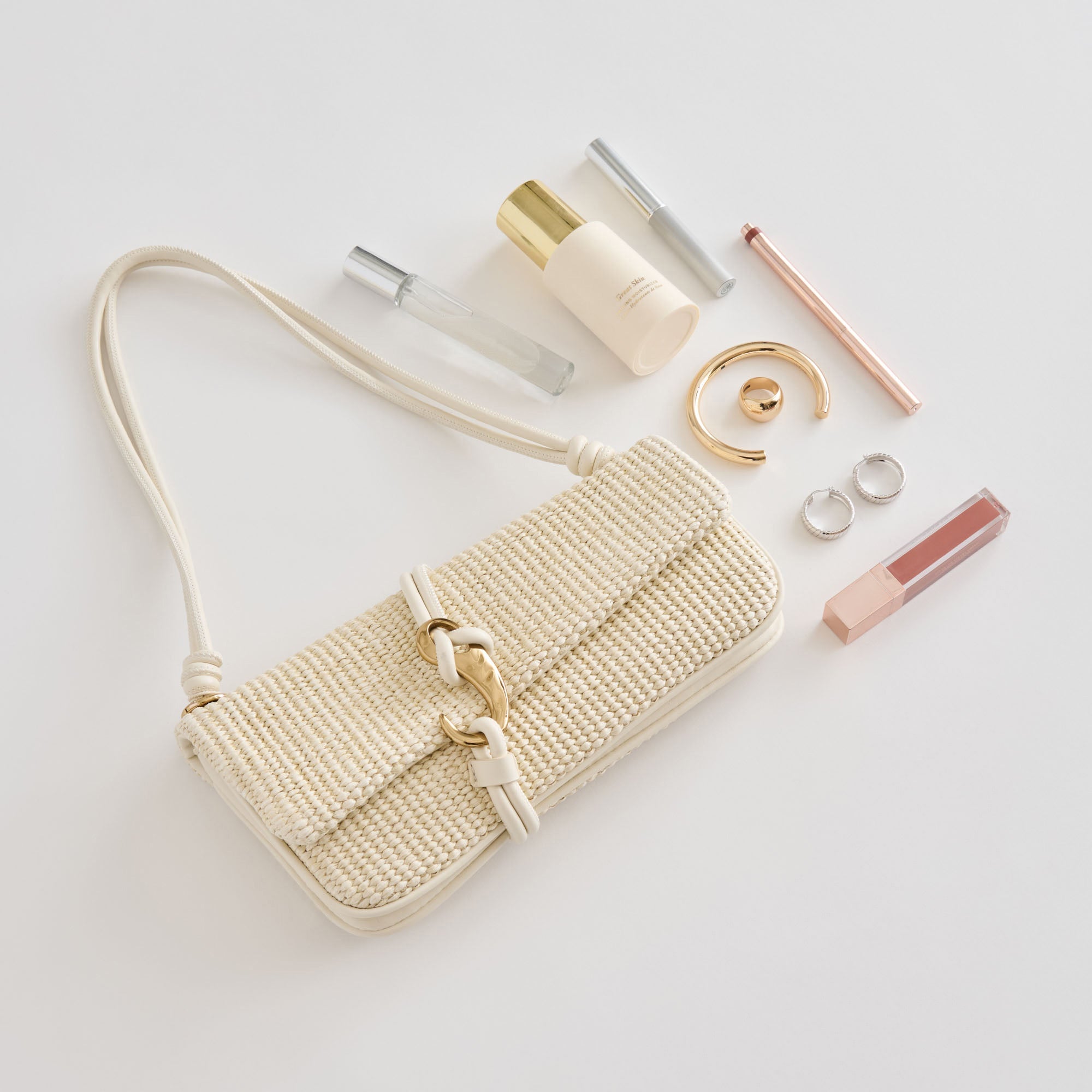 Alice Natural Raffia Shoulder Bag | Dolce Vita Women