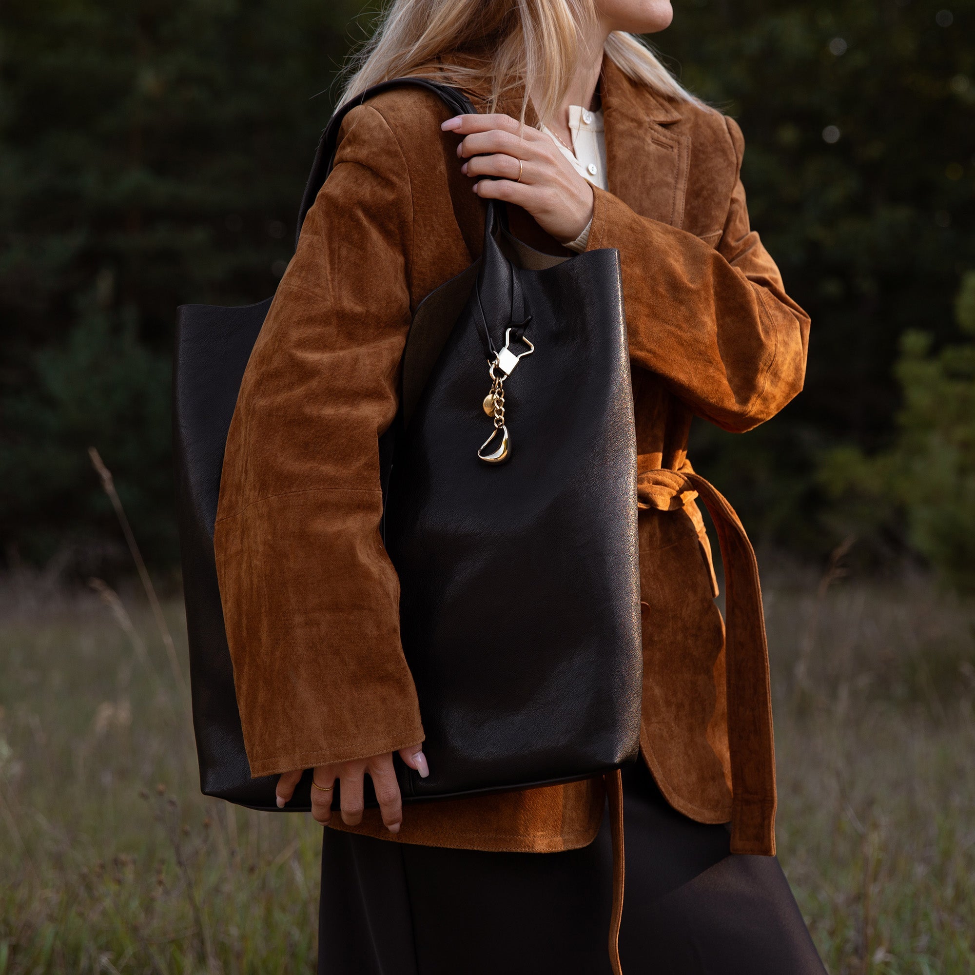 Auguste Black Stella Tote | Women Dolce Vita