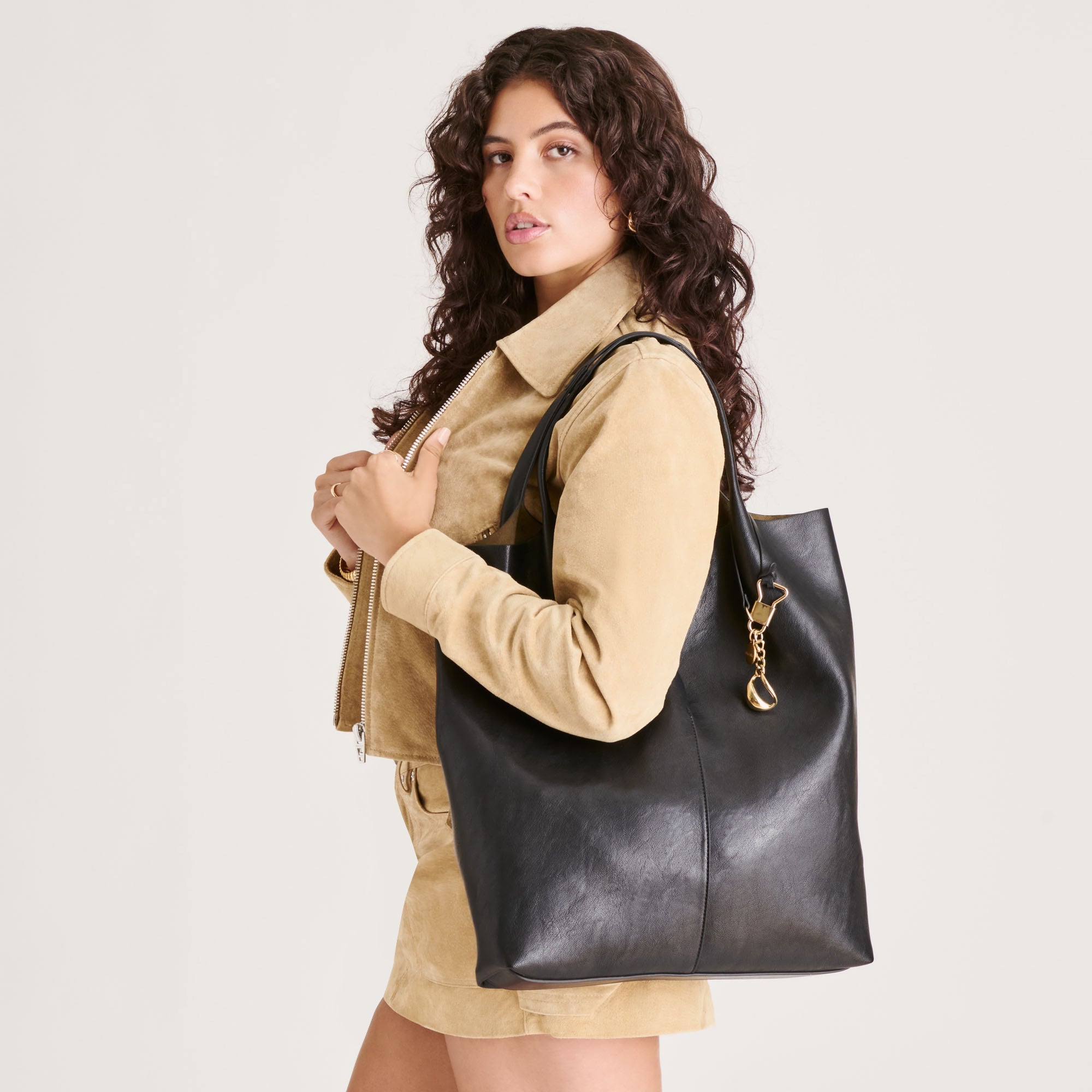 Auguste Black Stella Tote | Women Dolce Vita