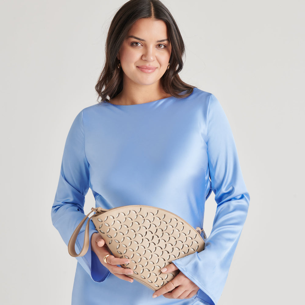 ISOLDE CLUTCH BEIGE STELLA | Women Dolce Vita